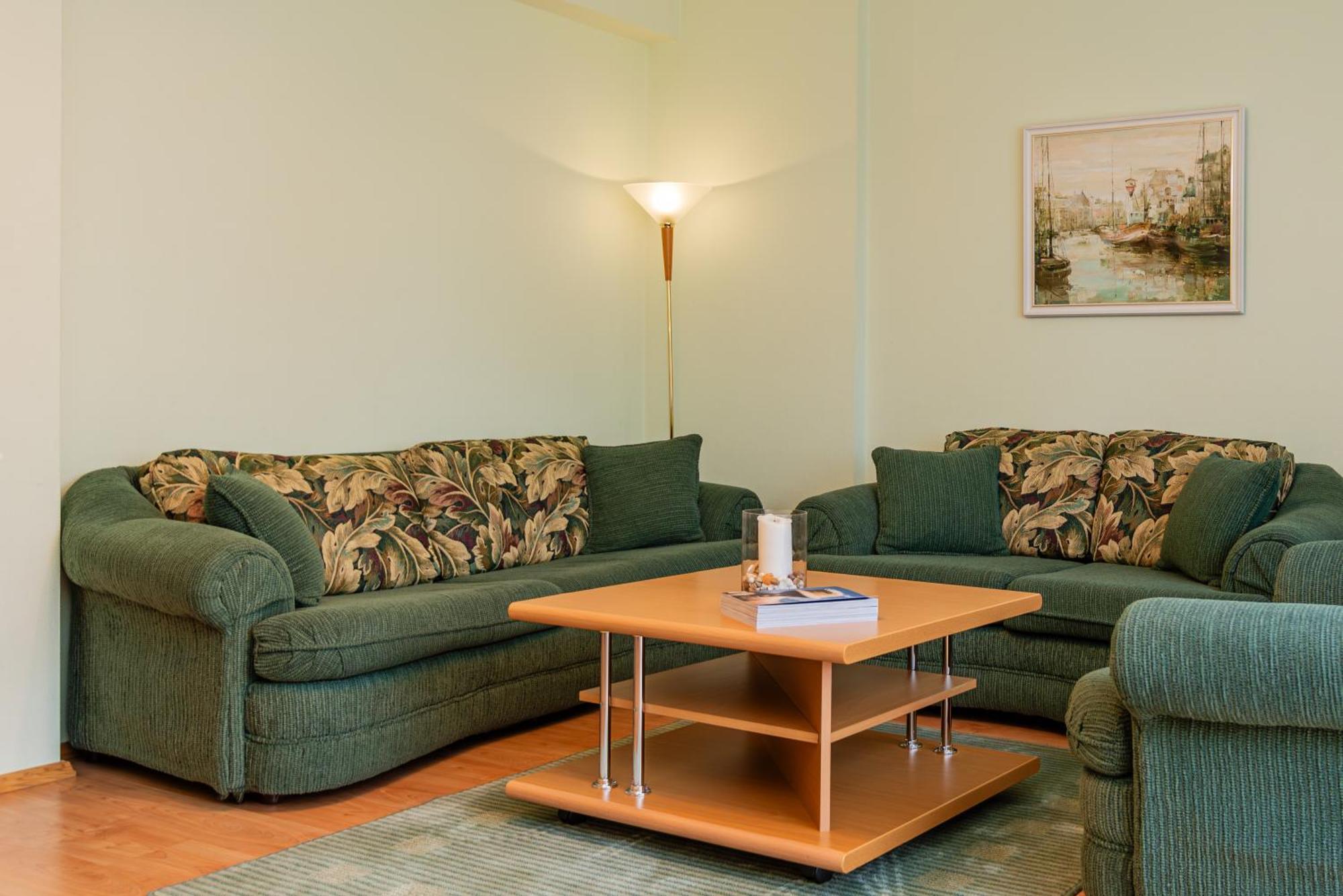 Family Inn Cottage With Terrace Palanga Buitenkant foto